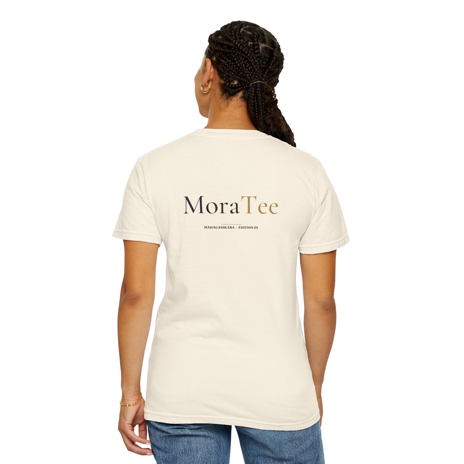 T-Shirt - MoraTee 'Made in Madagascar' Vintage Crest Graphic